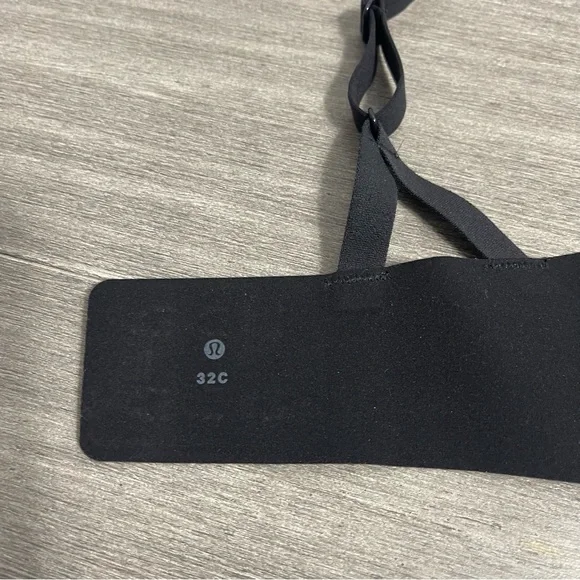 Lululemon Take Shape Bra in Black Padded Push Up Wireless Wire Free Bralette 32C - Picture 14 of 15
